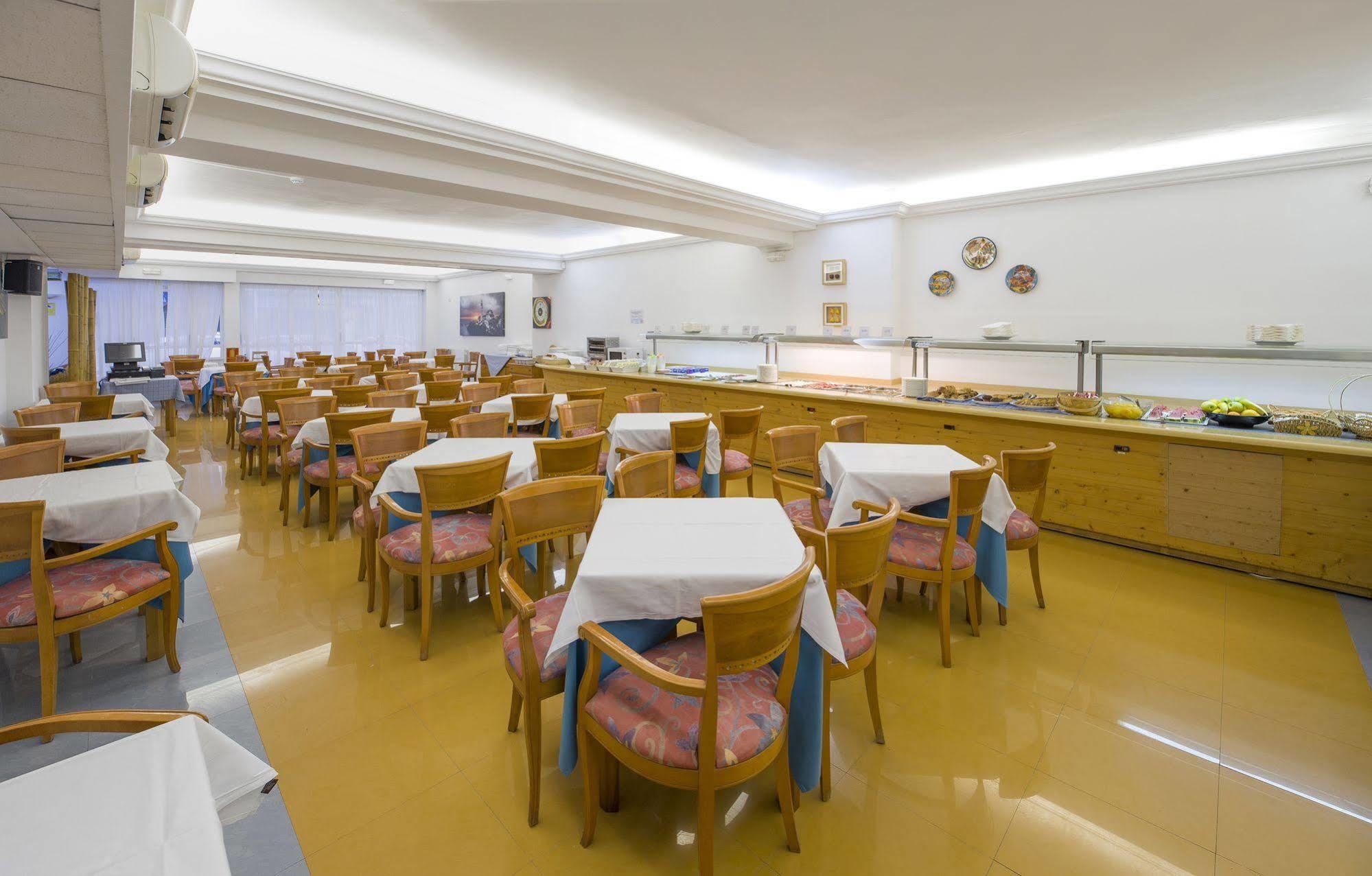 Hotel Vibra Vila Ibiza Eksteriør billede